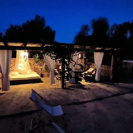 Authentic Ibicenco With Large Pool Villa Ibiza